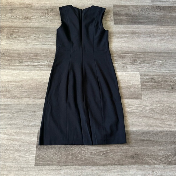NWT Banana Republic LBD black sleeveless dress 2 Petite - Picture 4 of 13